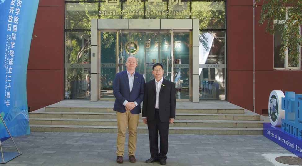 正青春 向未来|香港六合彩预测
成立二十周年暨校友招待会成功举办